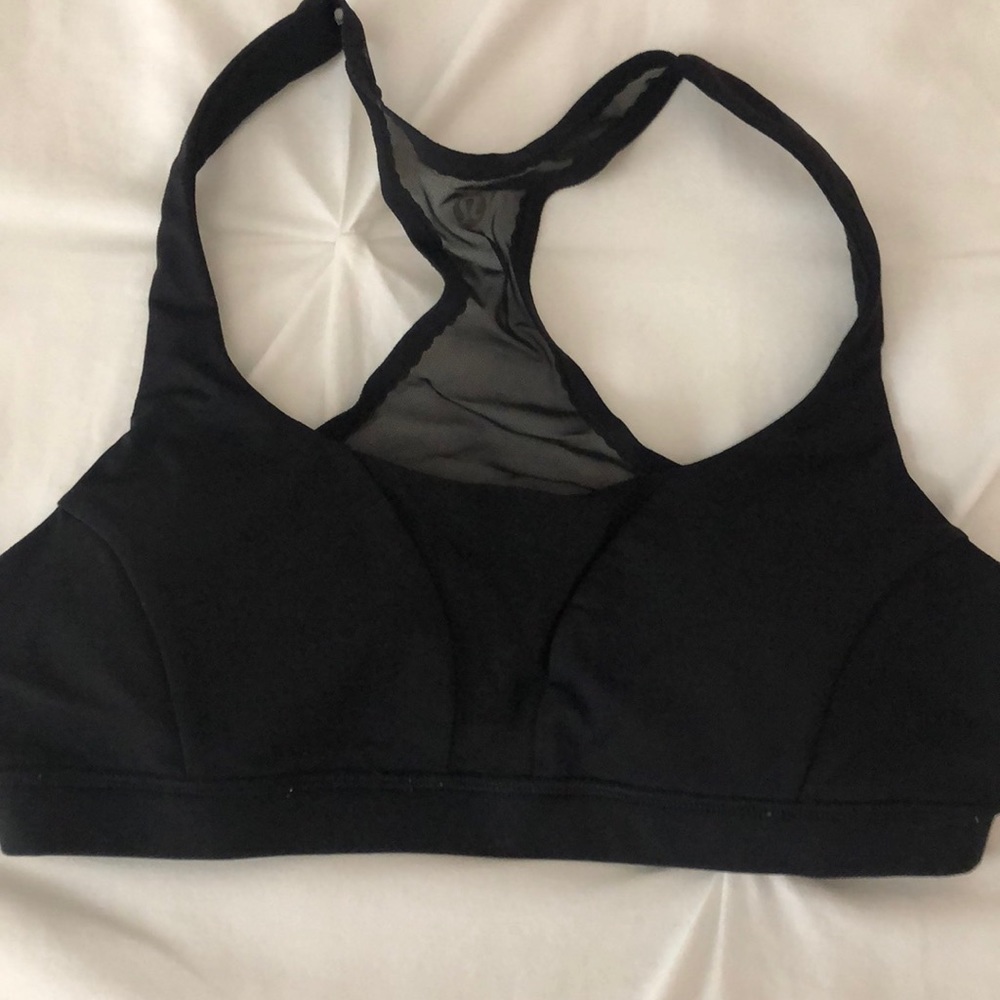 Lululemon medium sports bra mesh